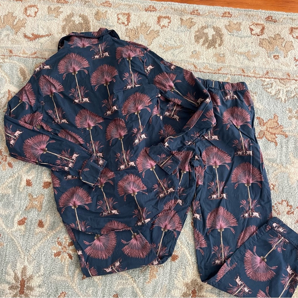 Desmond & Dempsey Ravenela Print Pajama Set Small - Picture 4 of 4